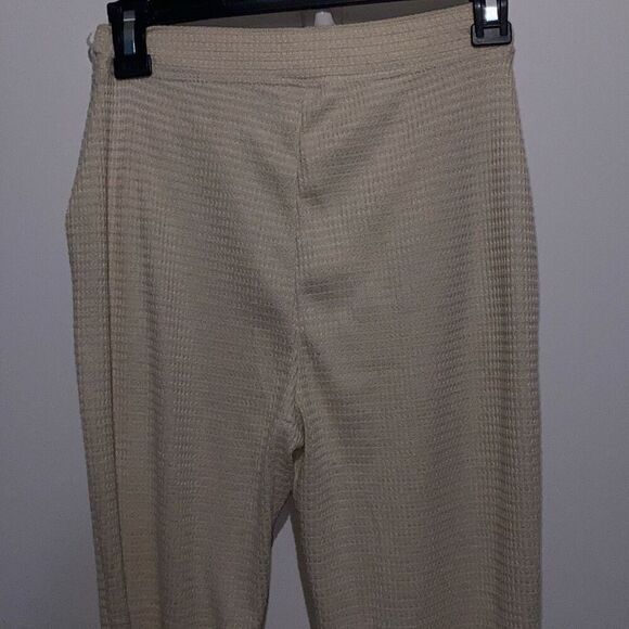 Gilly Hicks Women's Cream Waffle Knit Elastic Waist Jogger Pants Size XS NWT - Picture 5 of 11